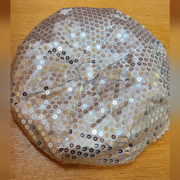 Silver Sequin Newsboy Hat -Child -NEW! - Picture 2 of 6